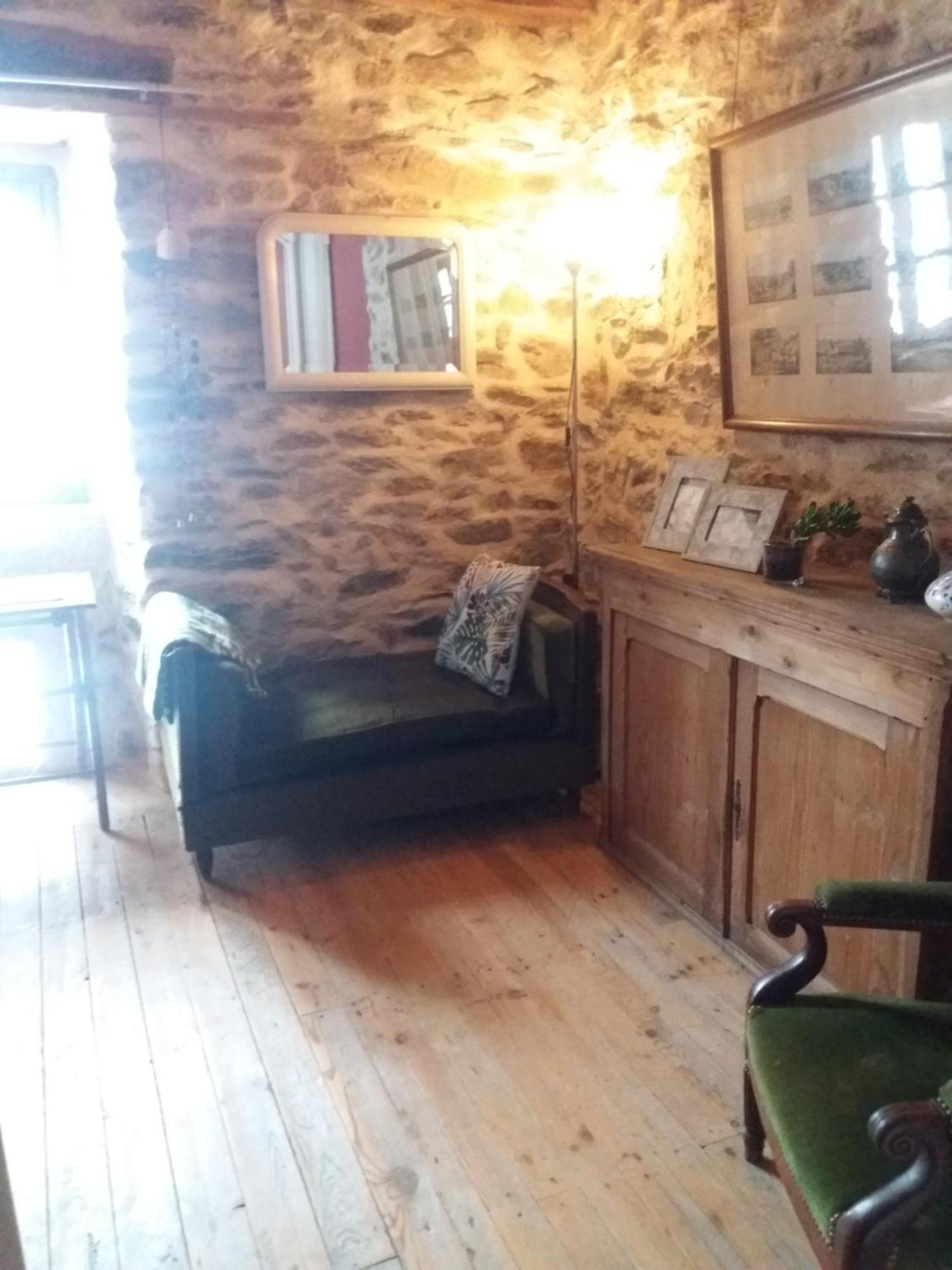 Domaine D'Angel-Berg Vezins-de-Levezou Room photo